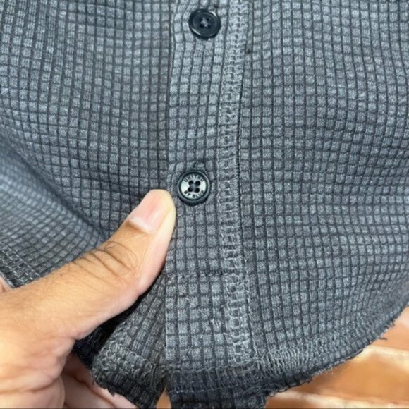 United by Blue EcoKnit Button Front Thermal Color: Mountain Ash Medium - Picture 3 of 9